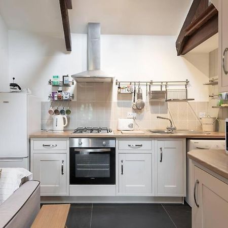 Traditional Stone Cottage With Sea Views In Snowdonia National Park Brynkir Экстерьер фото